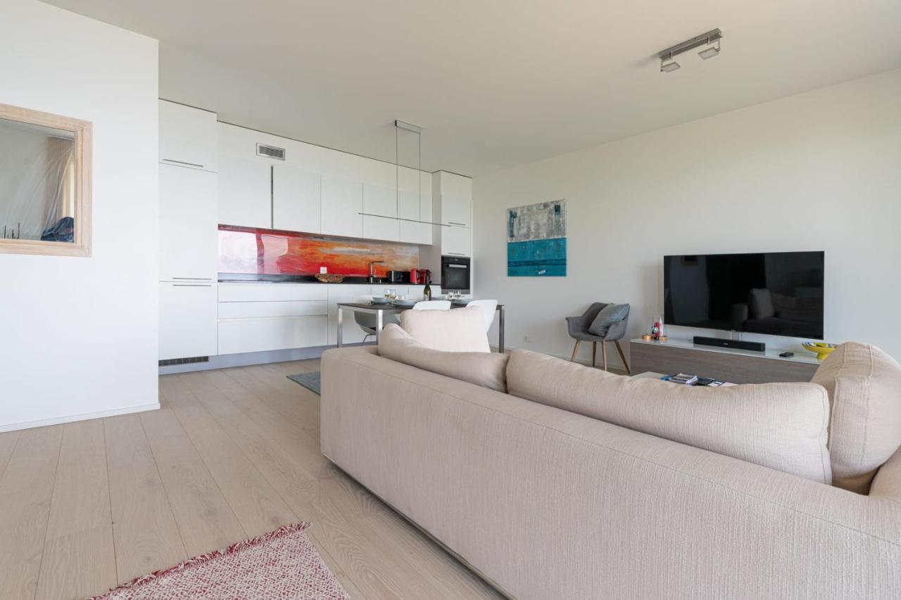 Les Terrasses De Lavaux 1 - Appartement De Luxe Avec Vue Panoramique Et Piscine Puidoux ภายนอก รูปภาพ